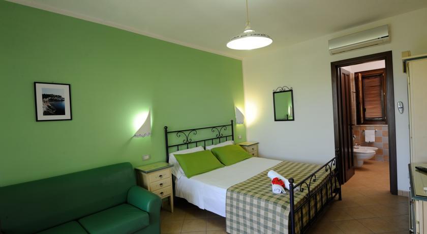 Agriturismo Torre Dei Preti Peschici Oda fotoğraf